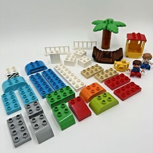 Lego Duplo Building Blocks Assorted Pieces Parts Replacement Figures Lot of 35